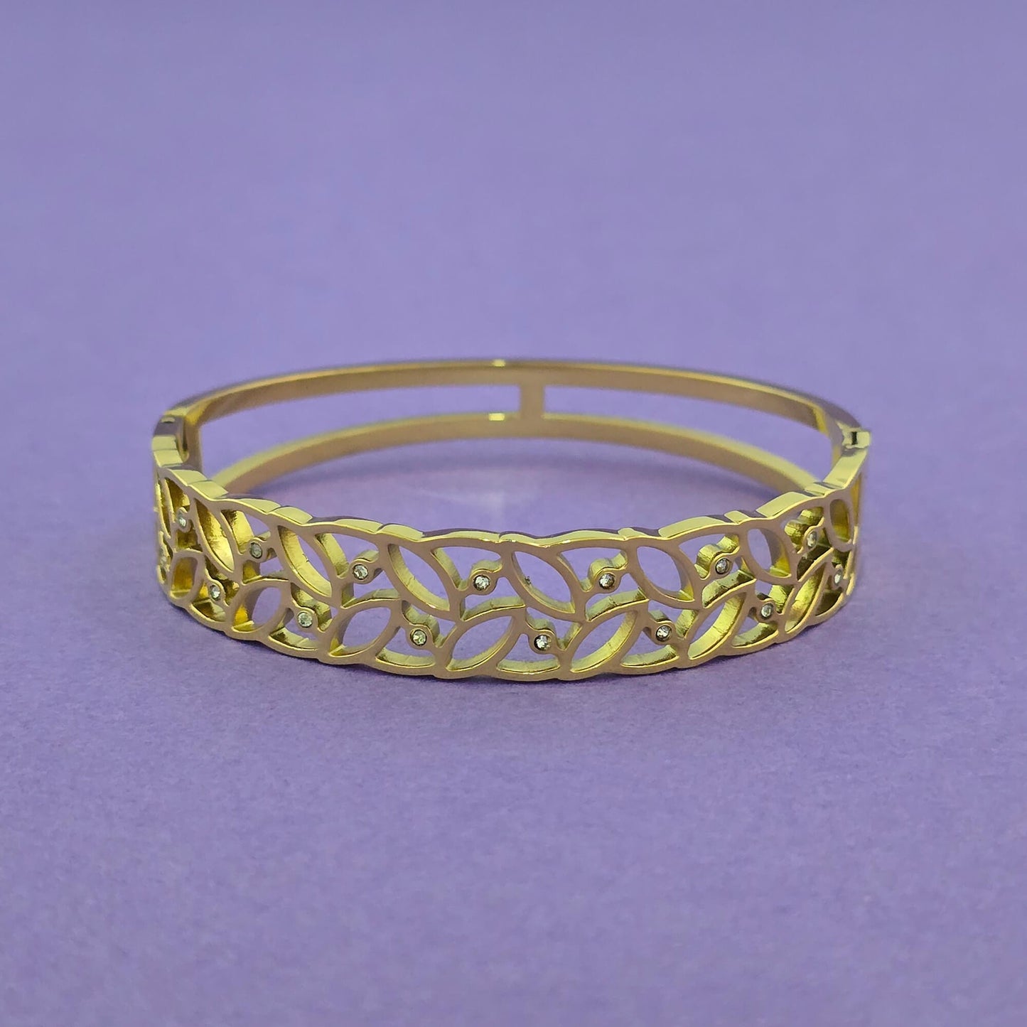 Gold plated openable bracelet