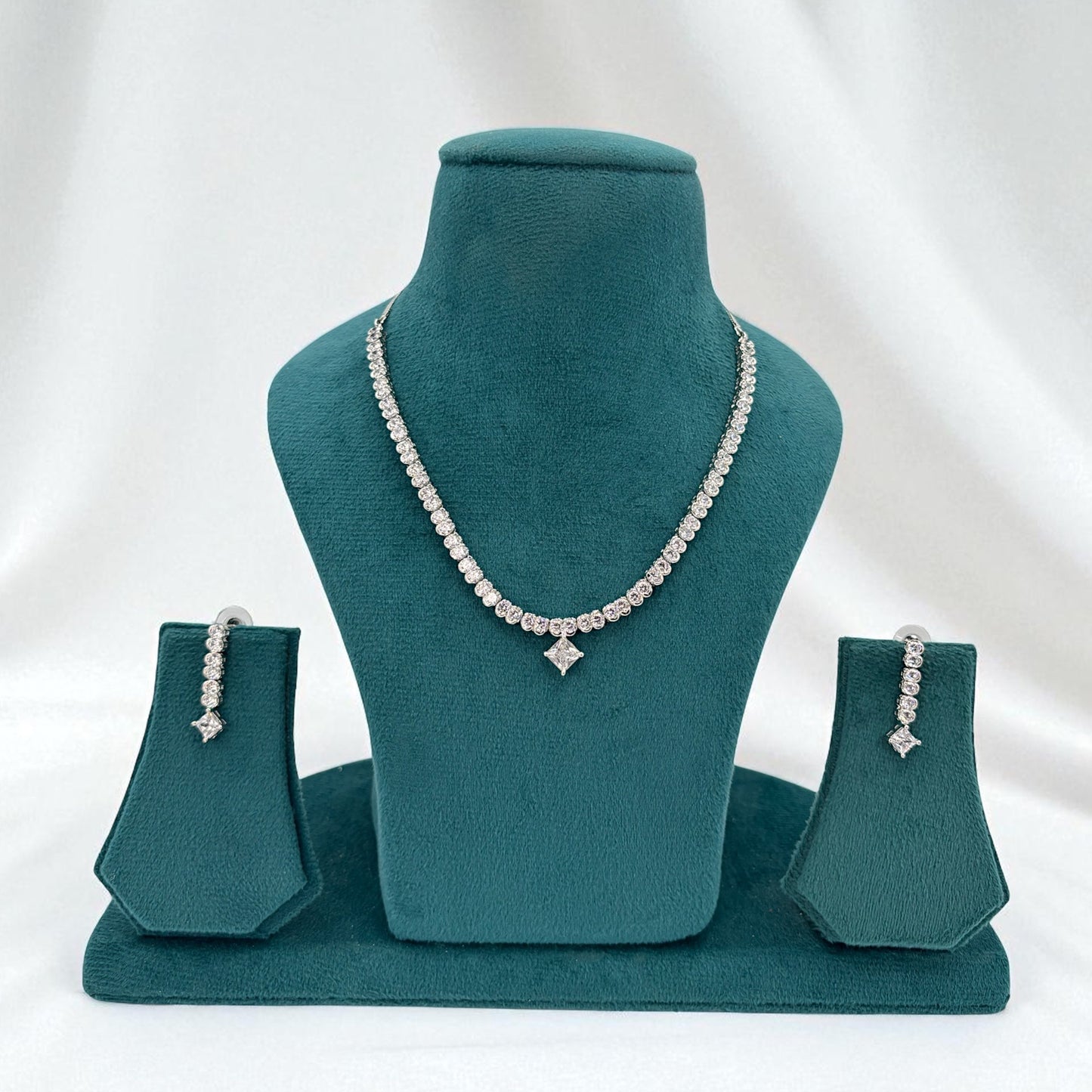 Silver American Diamond necklace set
