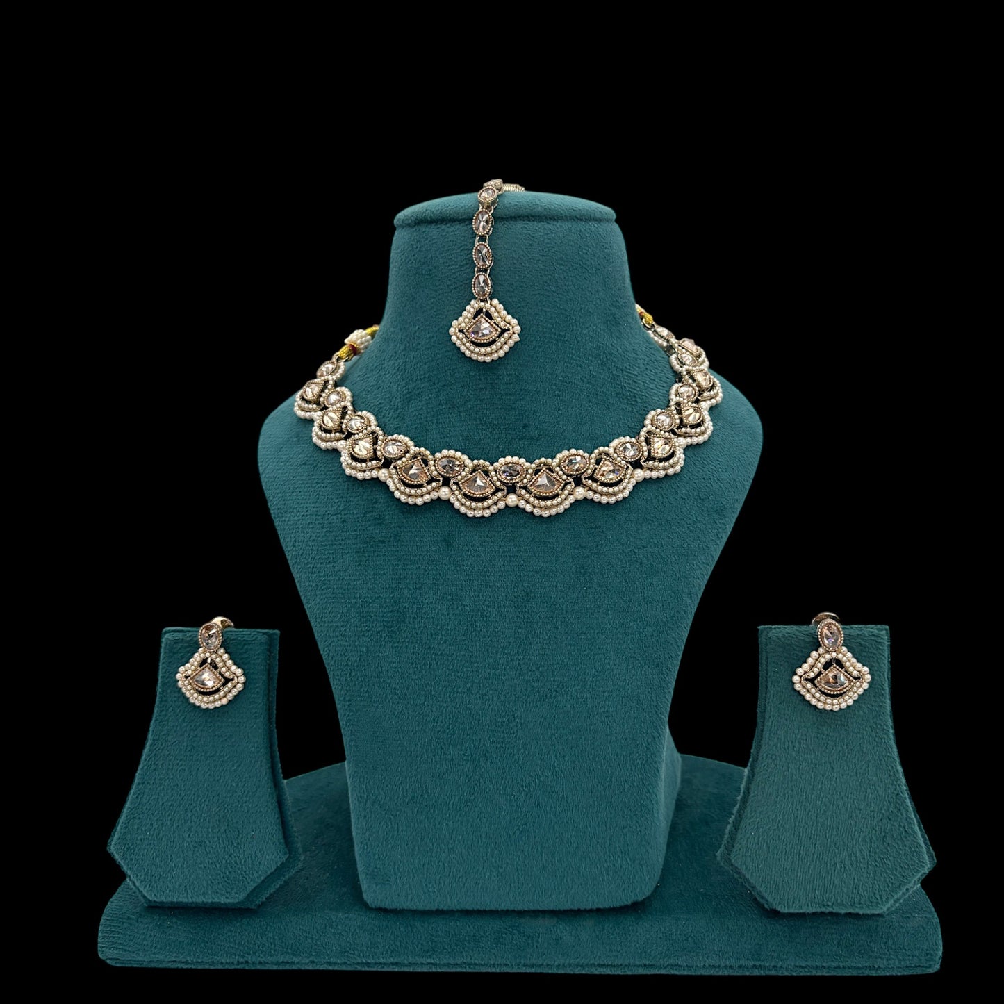 Antique moti necklace set with mehndi plating