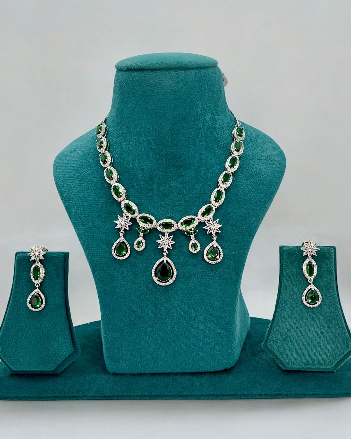 Silver American Diamond necklace set