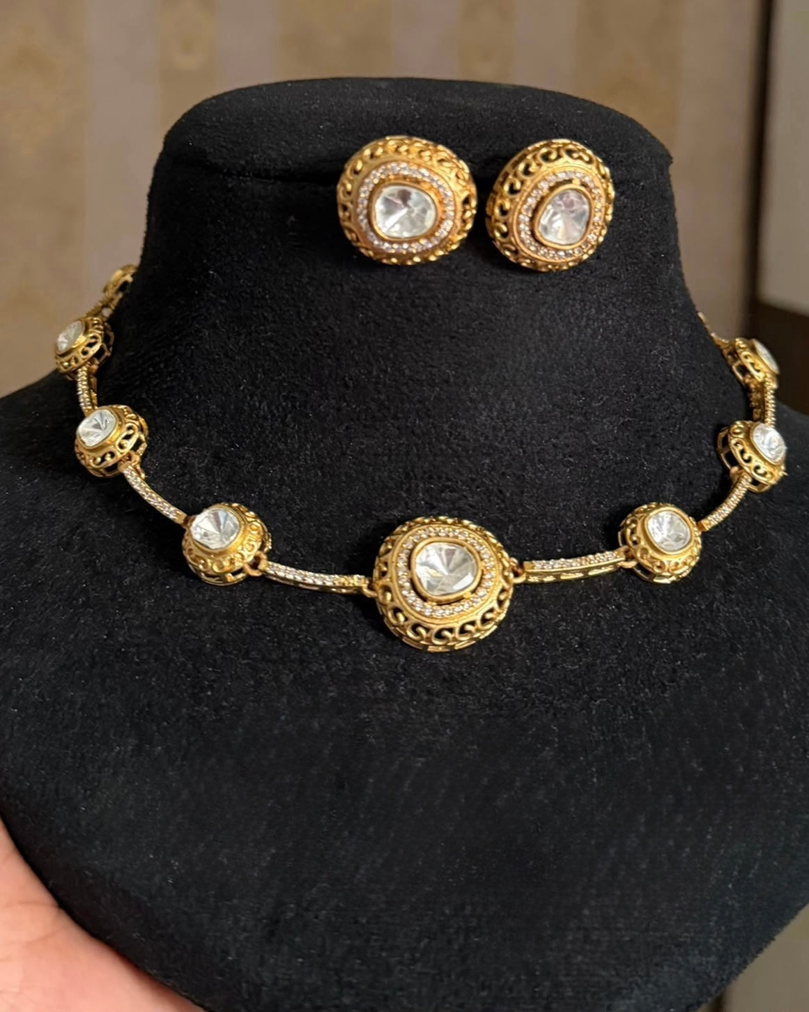 Gold plated kundan necklace set