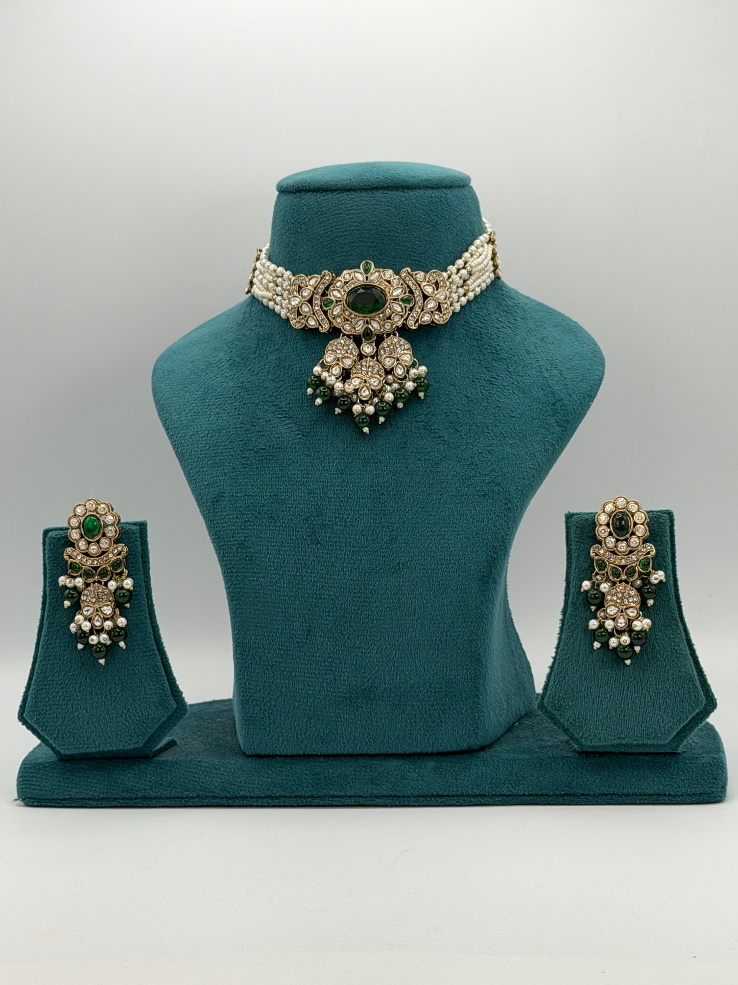 Gold plated heritage collection choker