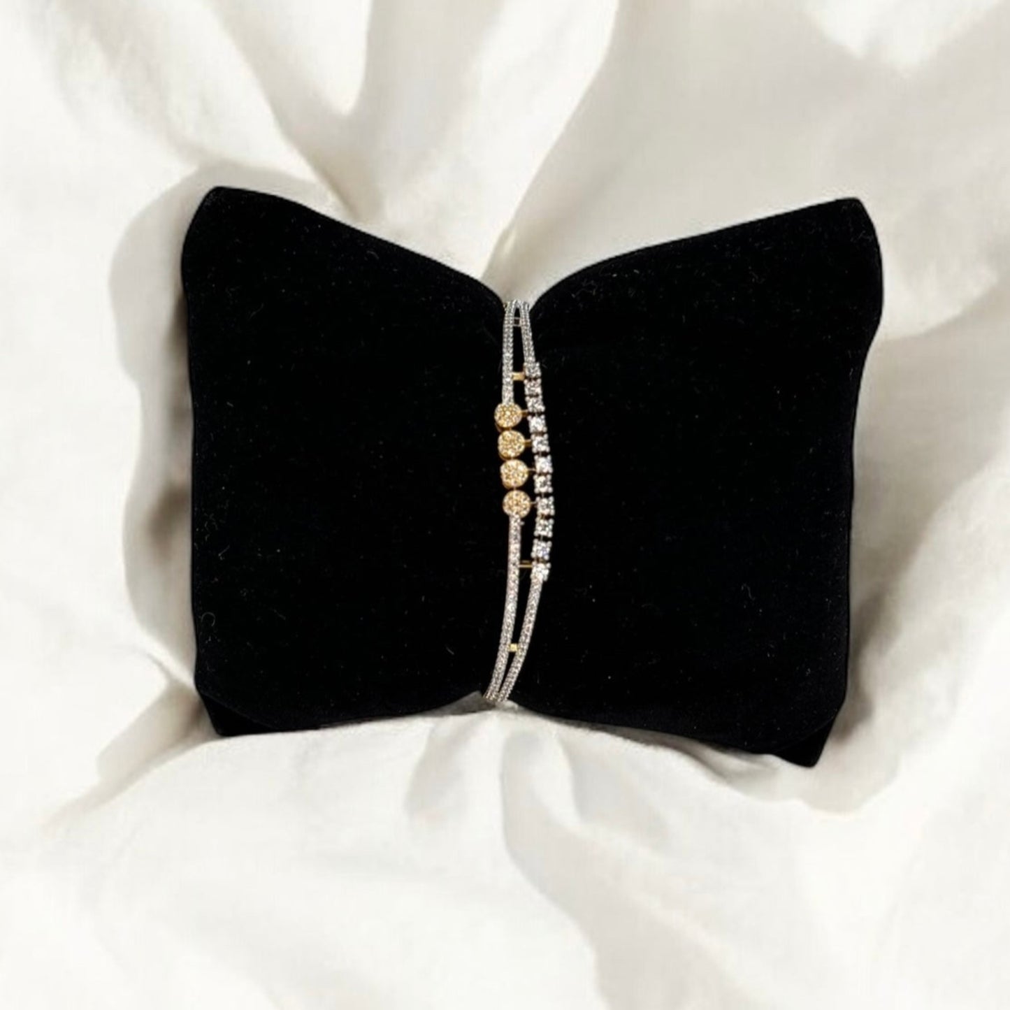 Two tone openable bracelet