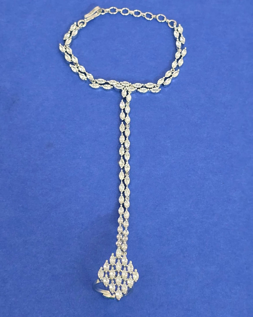 Silver American Diamond hath pan