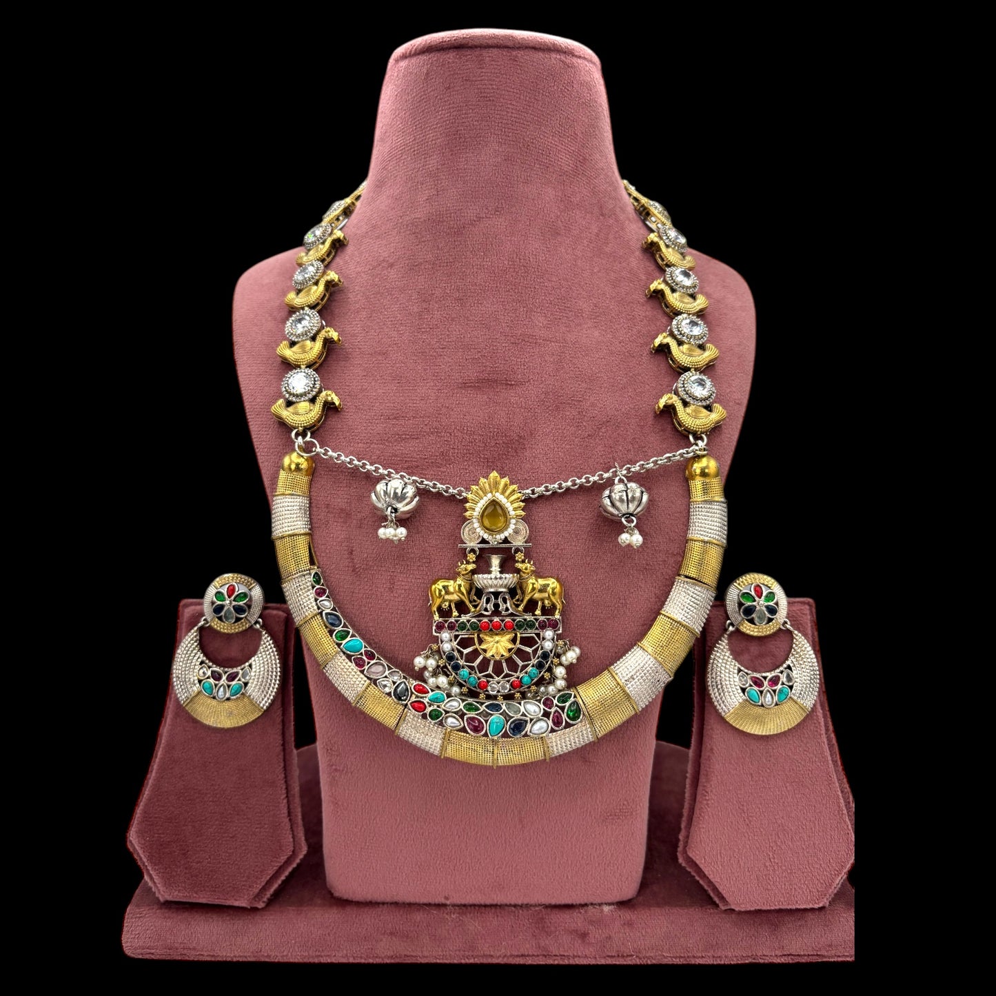 Dual tone statement long necklace set