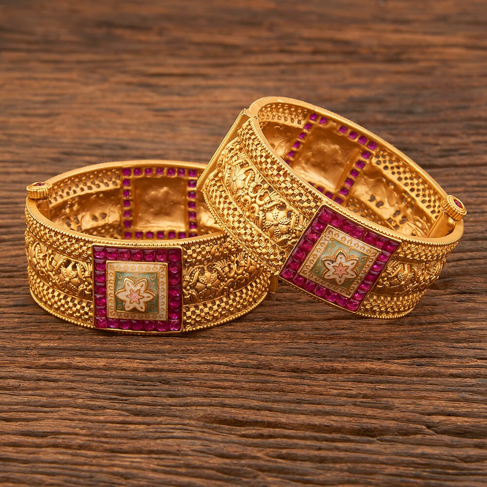 Gold plated broad openable kadas.