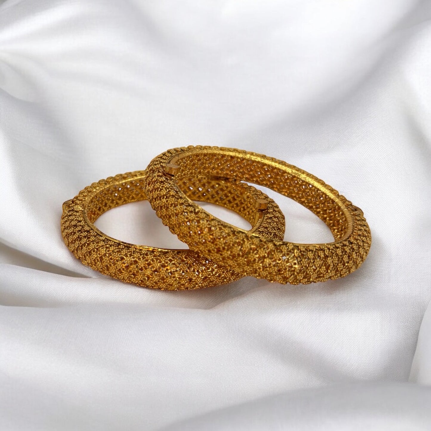 Gold plated openable kadas