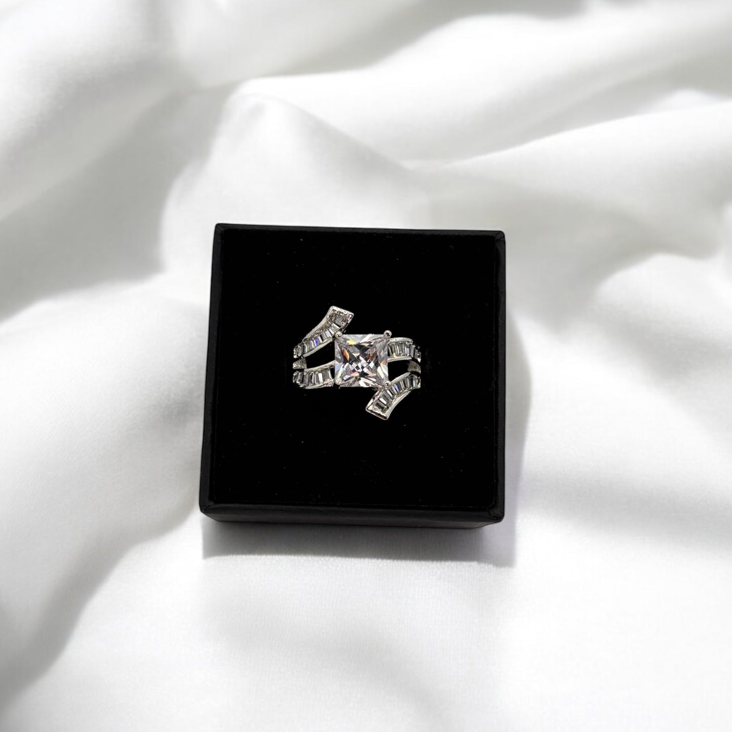 American Diamond adjustable ring