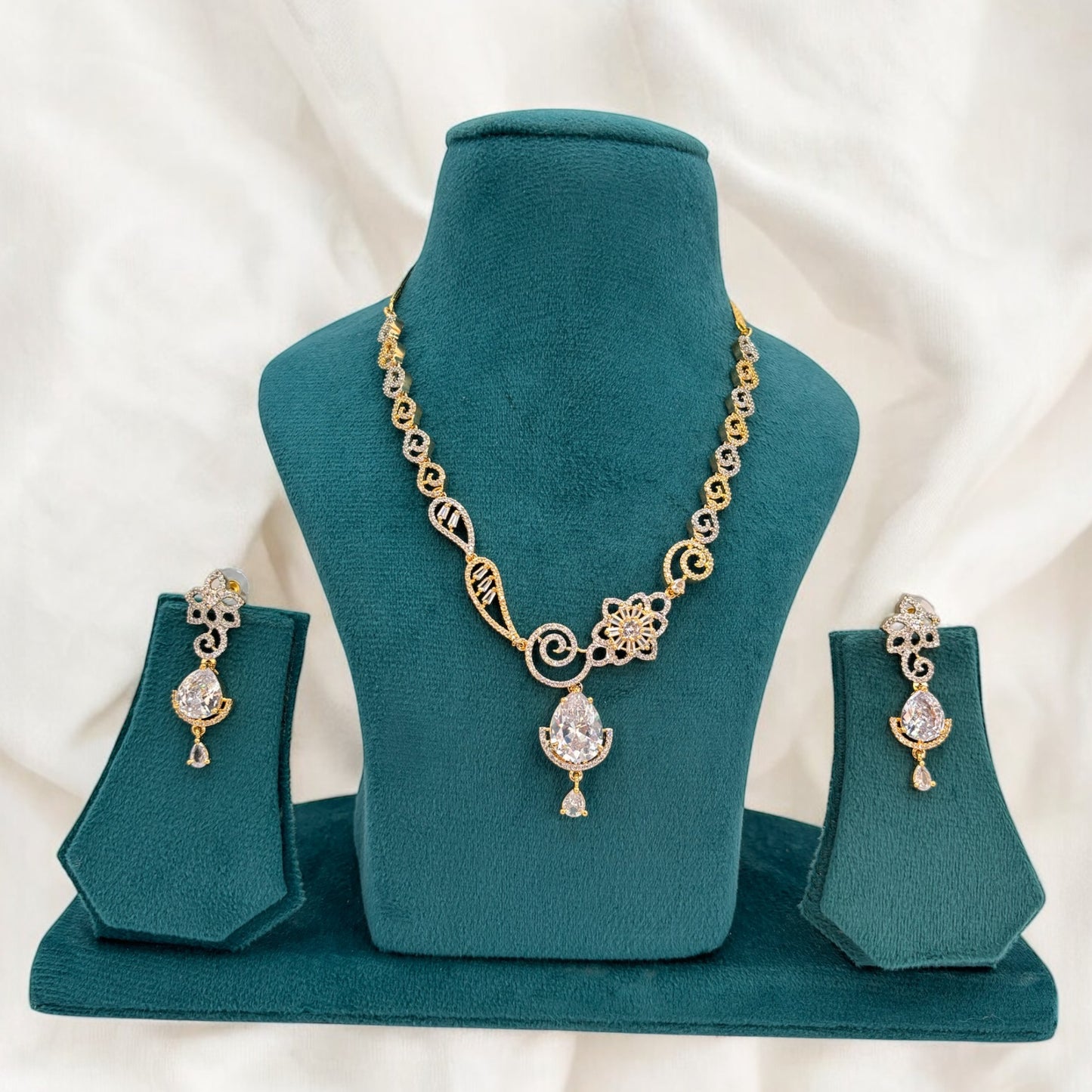 American Diamond necklace set