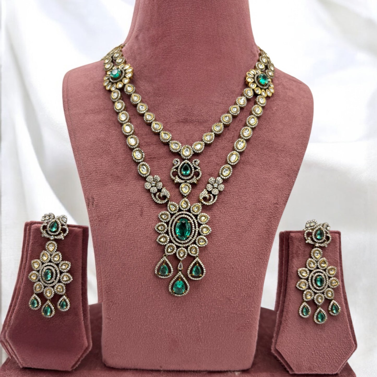 Premium quality moissanite and kundan necklace set