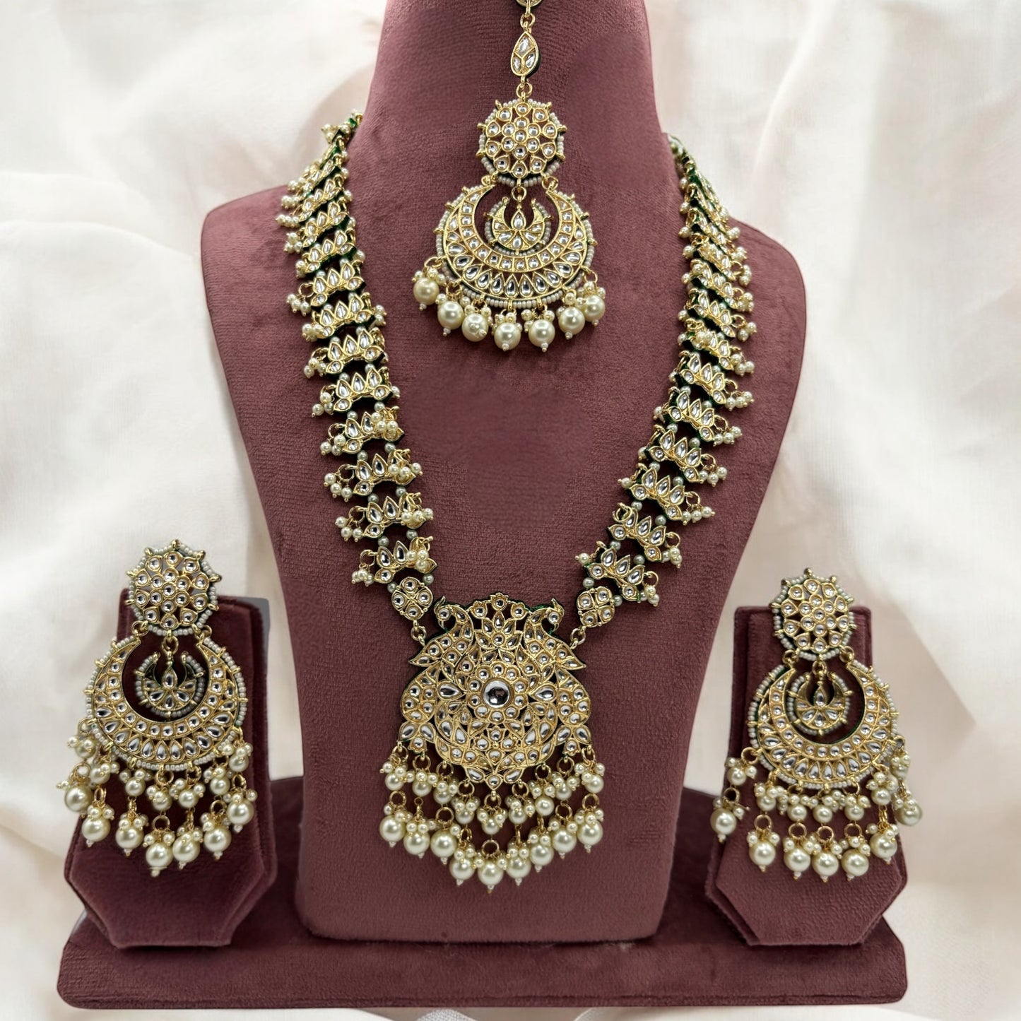 Kundan long necklace set with matha tikka