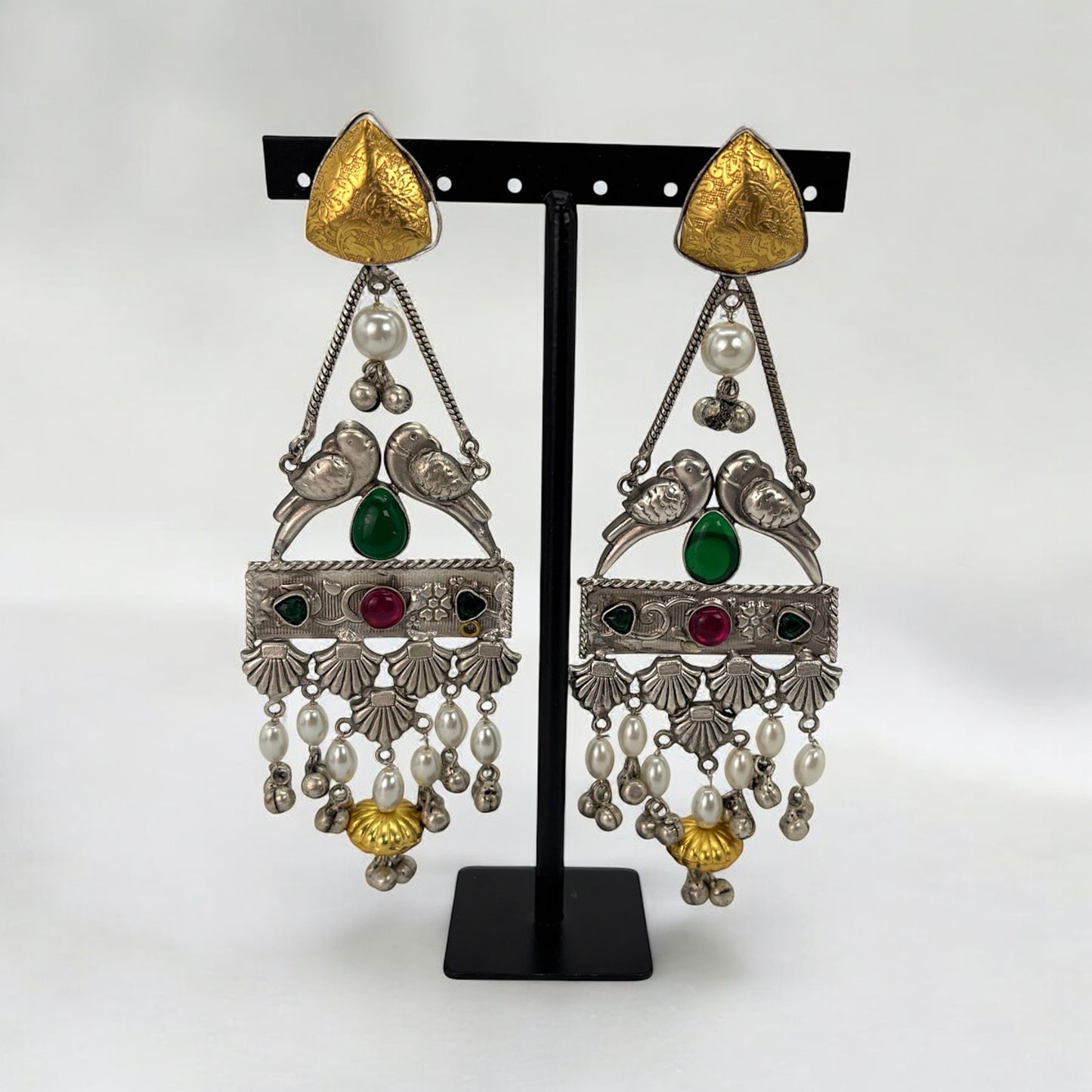 Fusion dual tone danglers