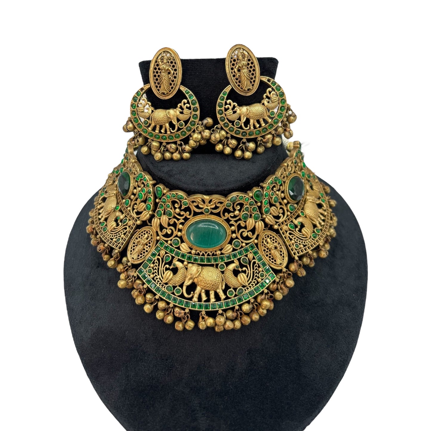 Contemporary gold handmade choker set