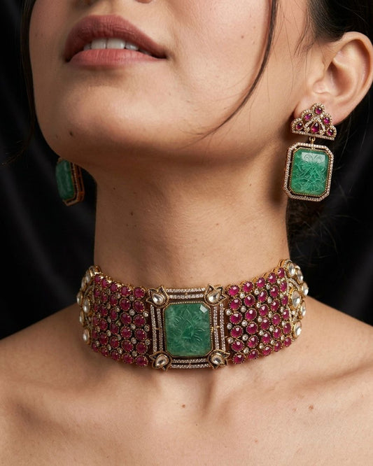 Gold plated premium quality kundan choker