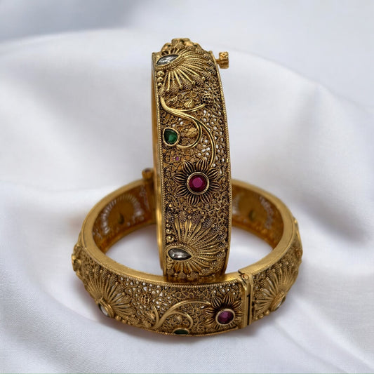 Gold plated kadas
