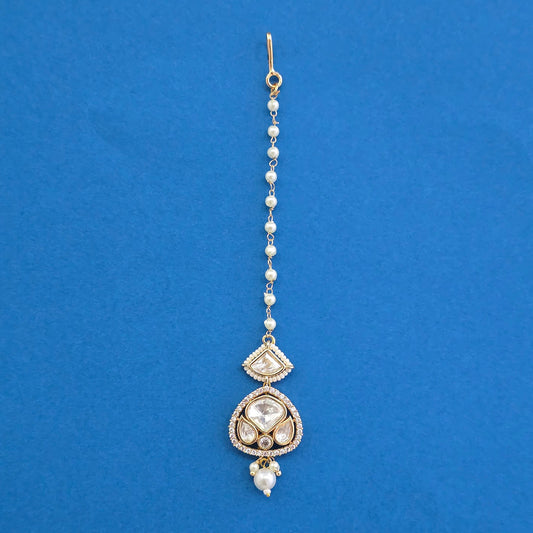 Gold plated kundan matha tikka