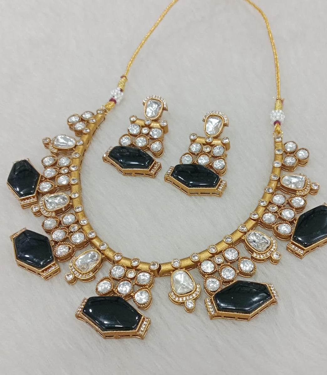 Gold plated kundan necklace set
