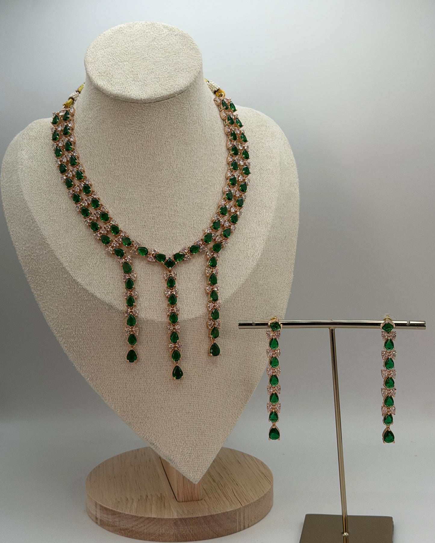 Rose gold plated green necklace set