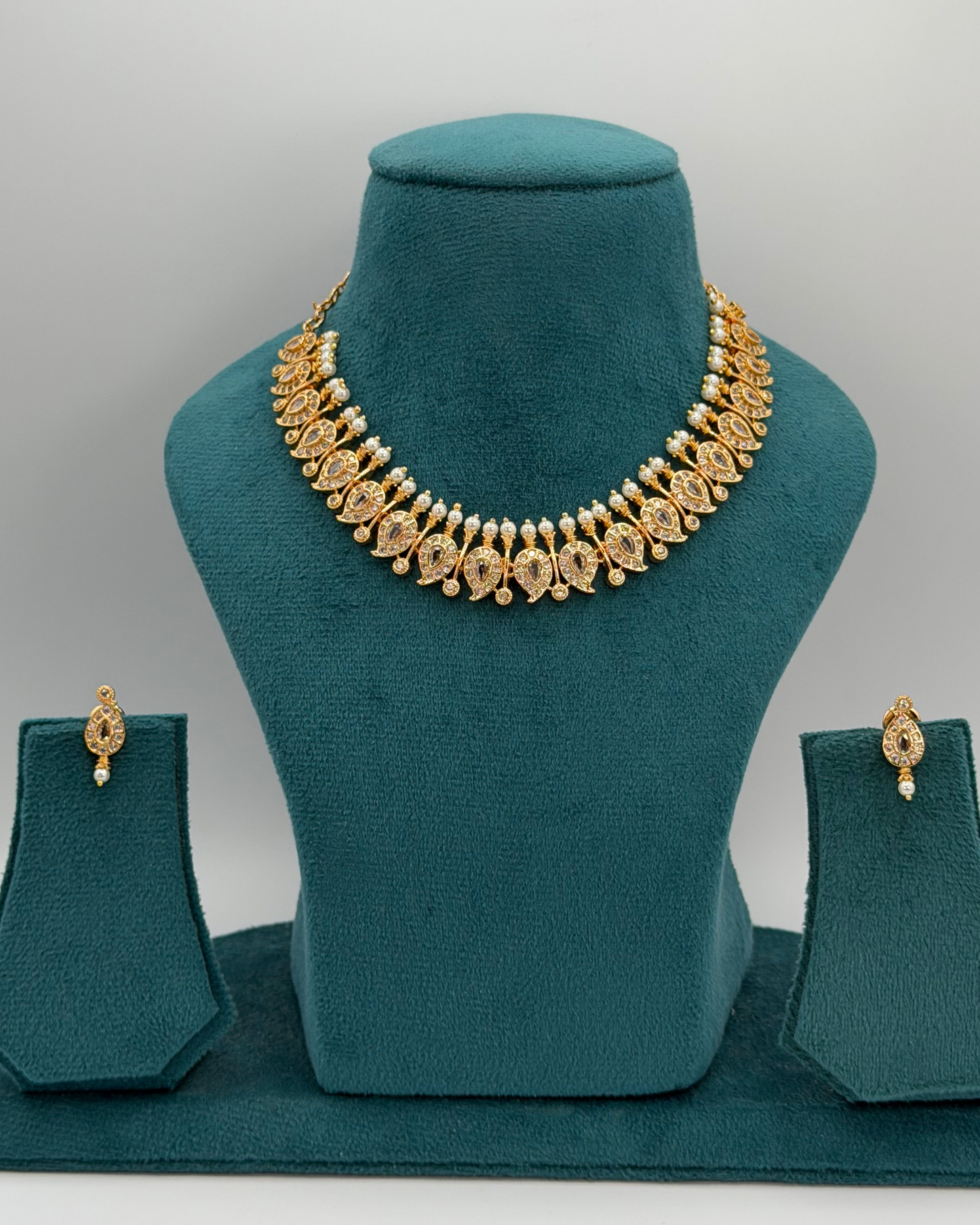 Gold plated American Diamond necklace set