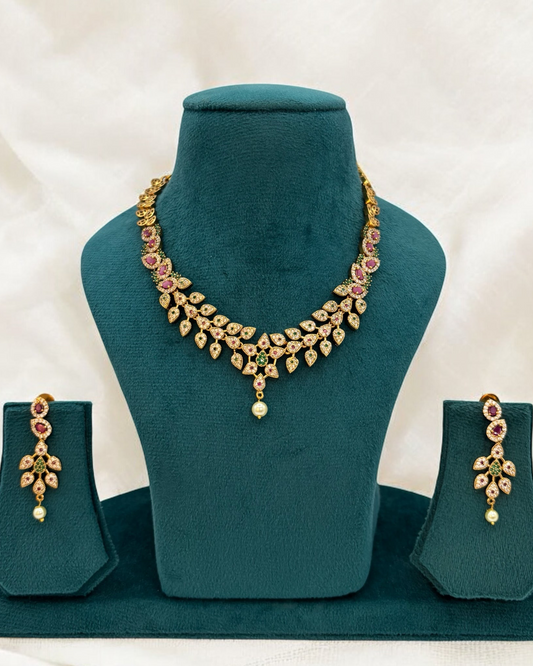 Gold plated necklace set