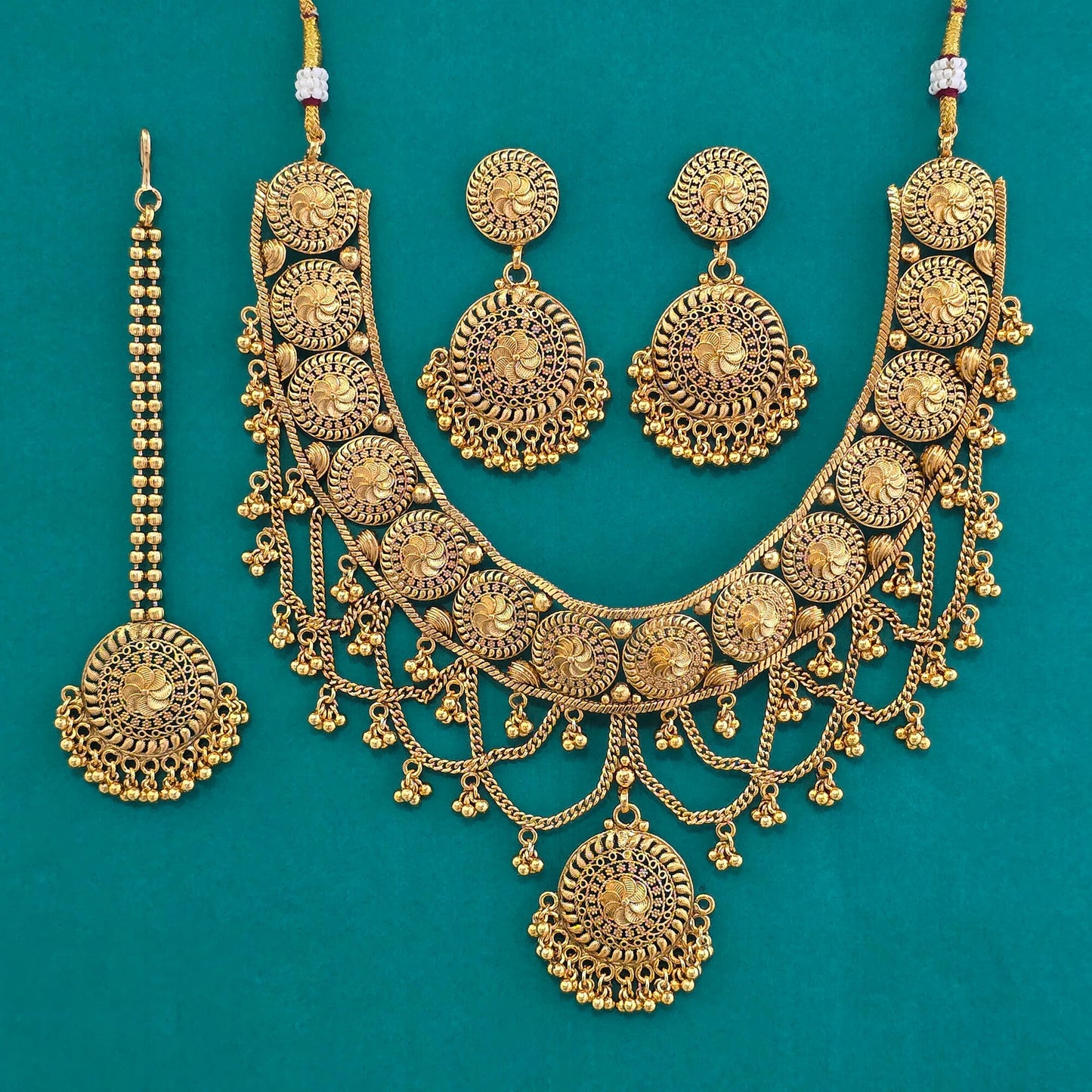 Gold plated necklace set