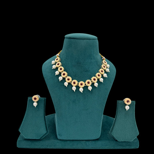 Golden necklace sets