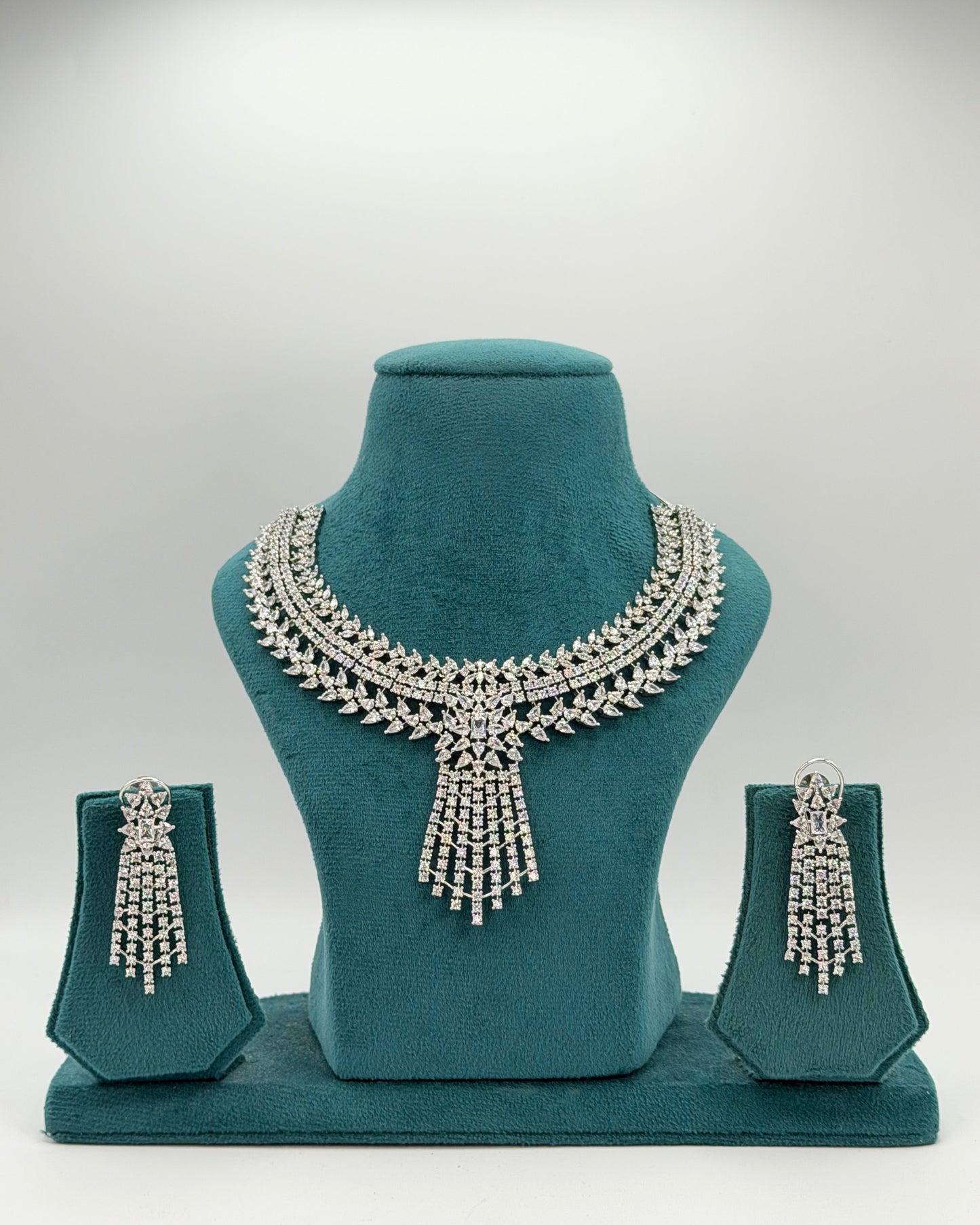 Silver plated American Diamond necklace set
