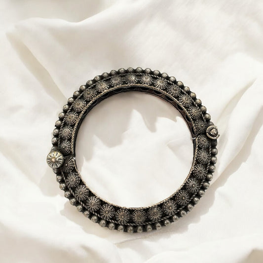 Silver oxidized openable kada/bracelet
