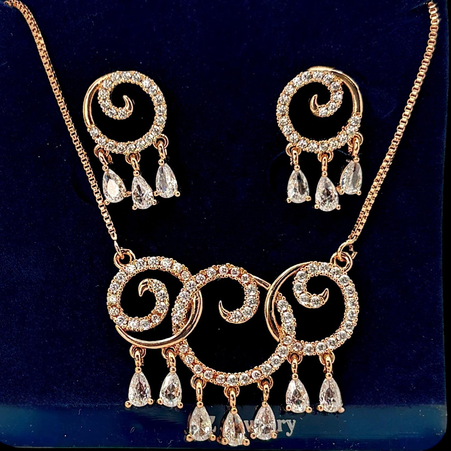 Rose gold plated Cz chain pendant set