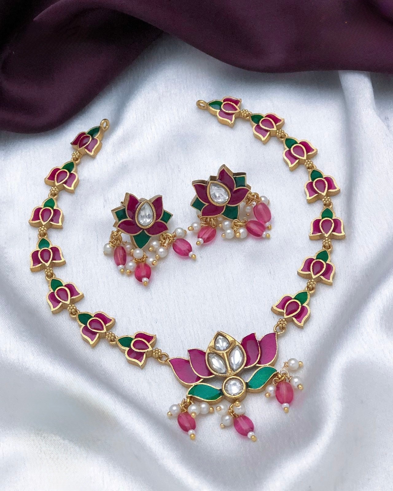 Gold plated lotus necklace set