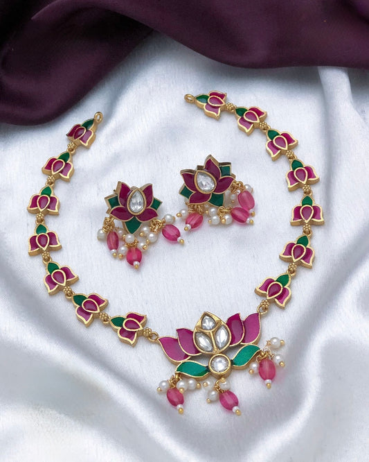 Gold plated lotus necklace set