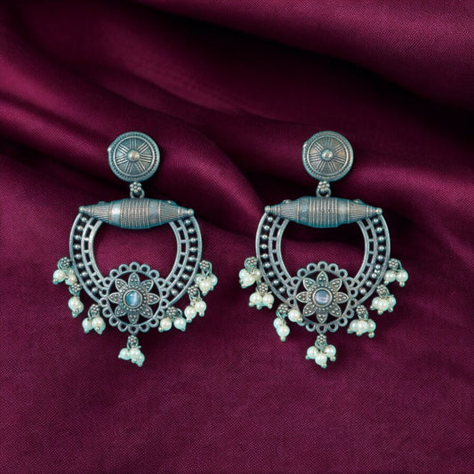 Silver oxidized chandbali