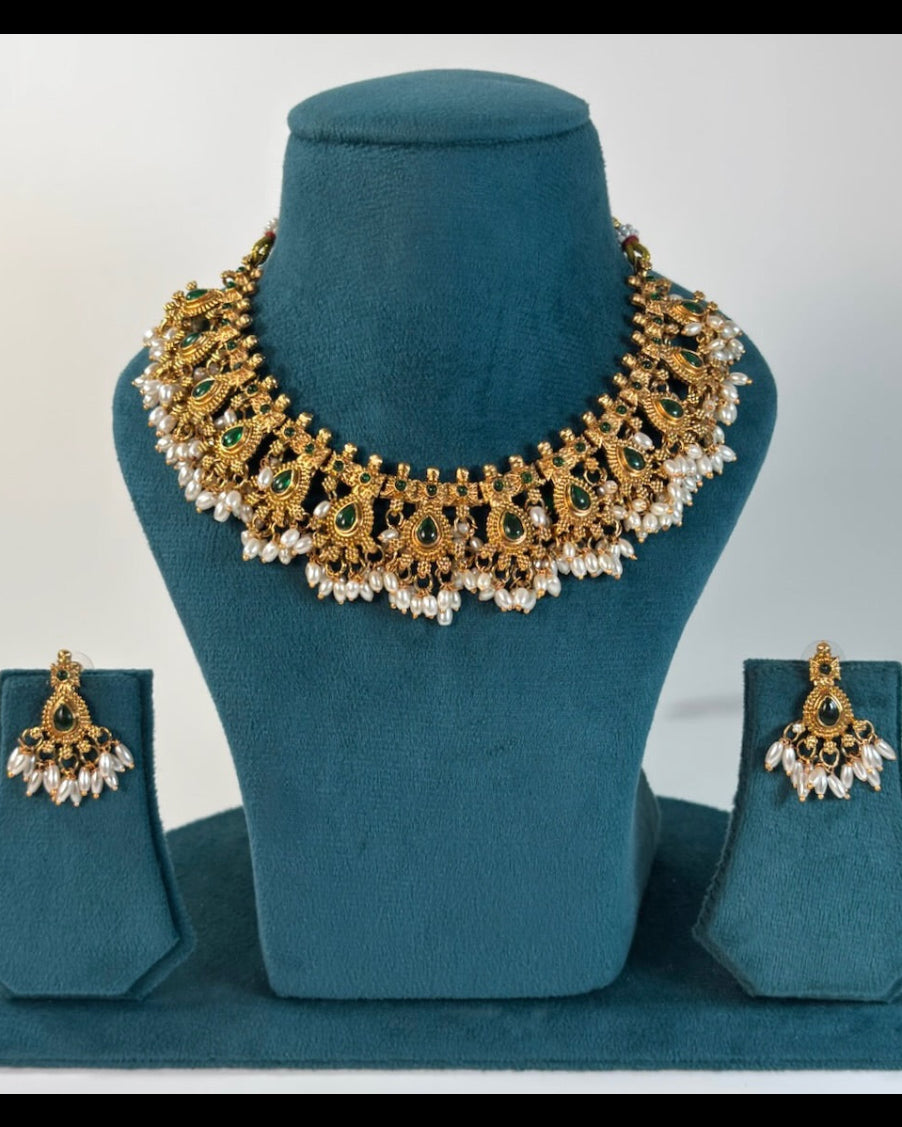 Gold plated necklace set