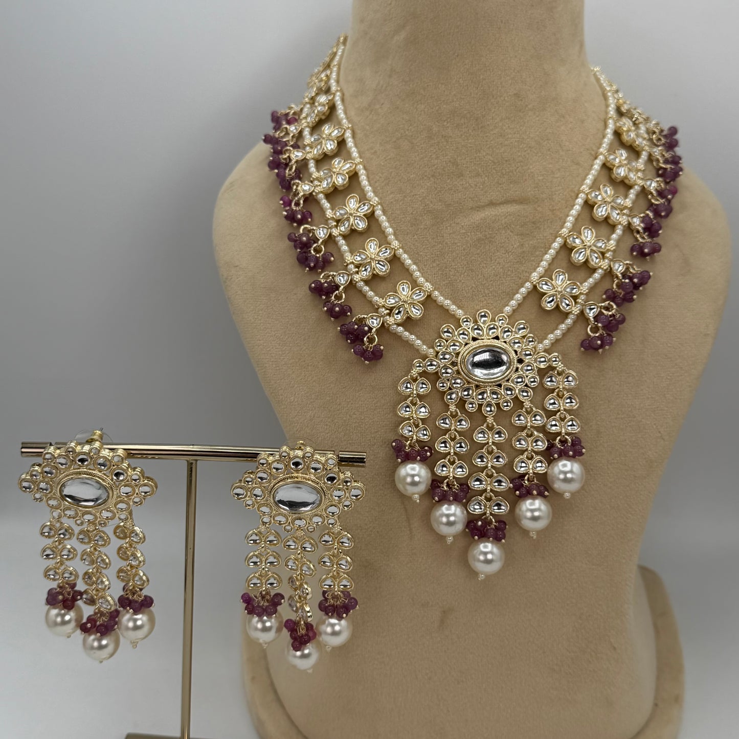 Gold plated kundan necklace set