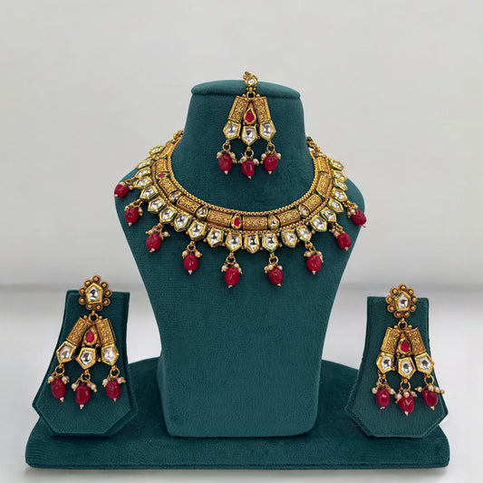 Gold plated kundan necklace set