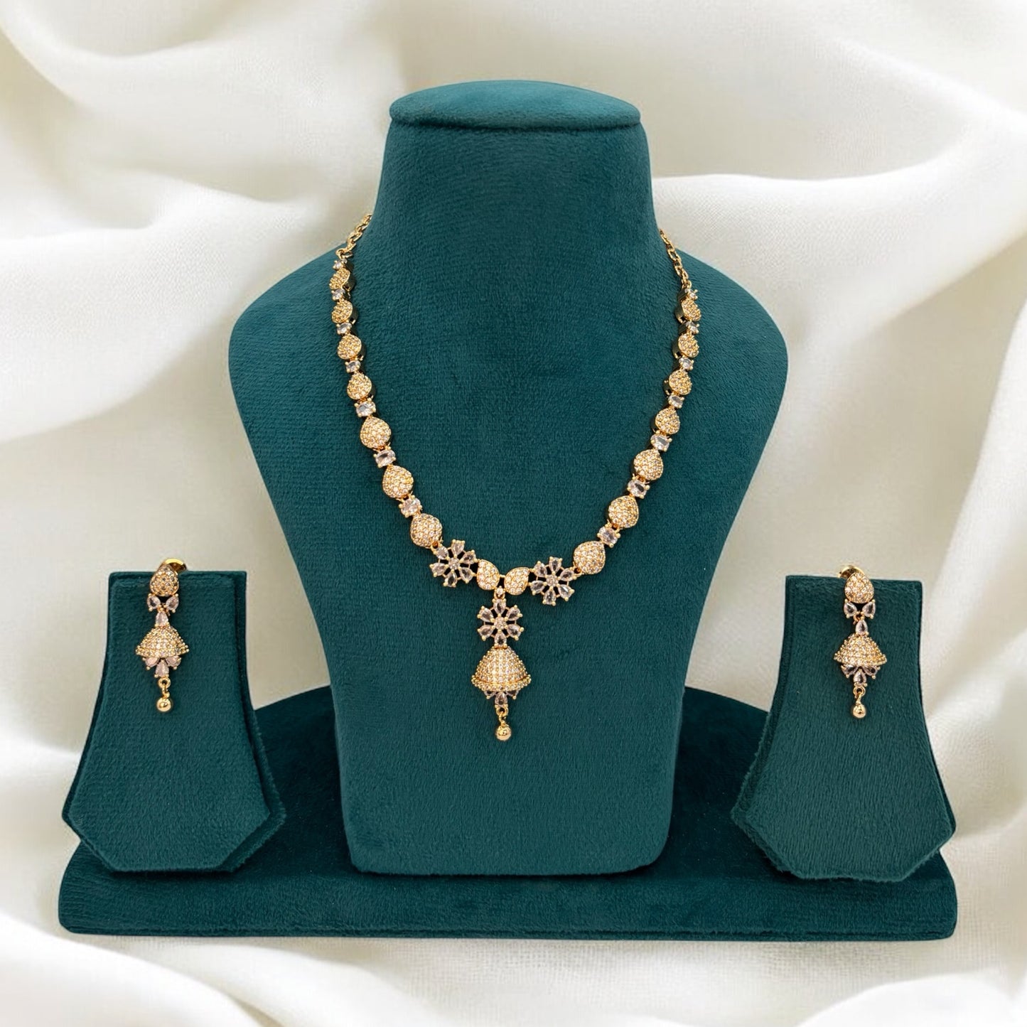Gold plated necklace set