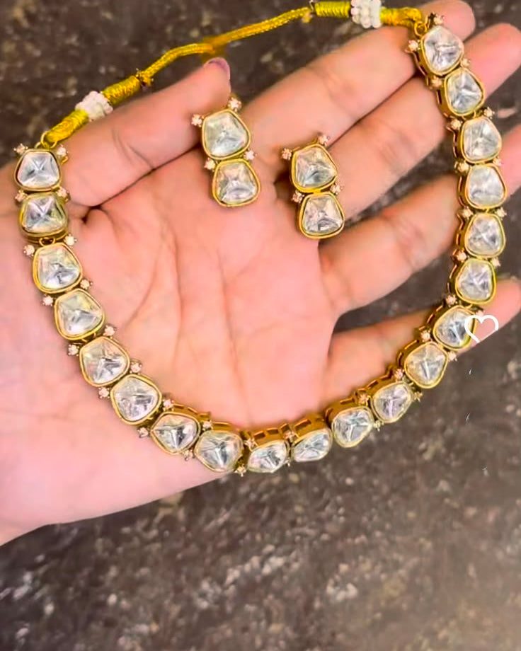 Gold plated kundan necklace set