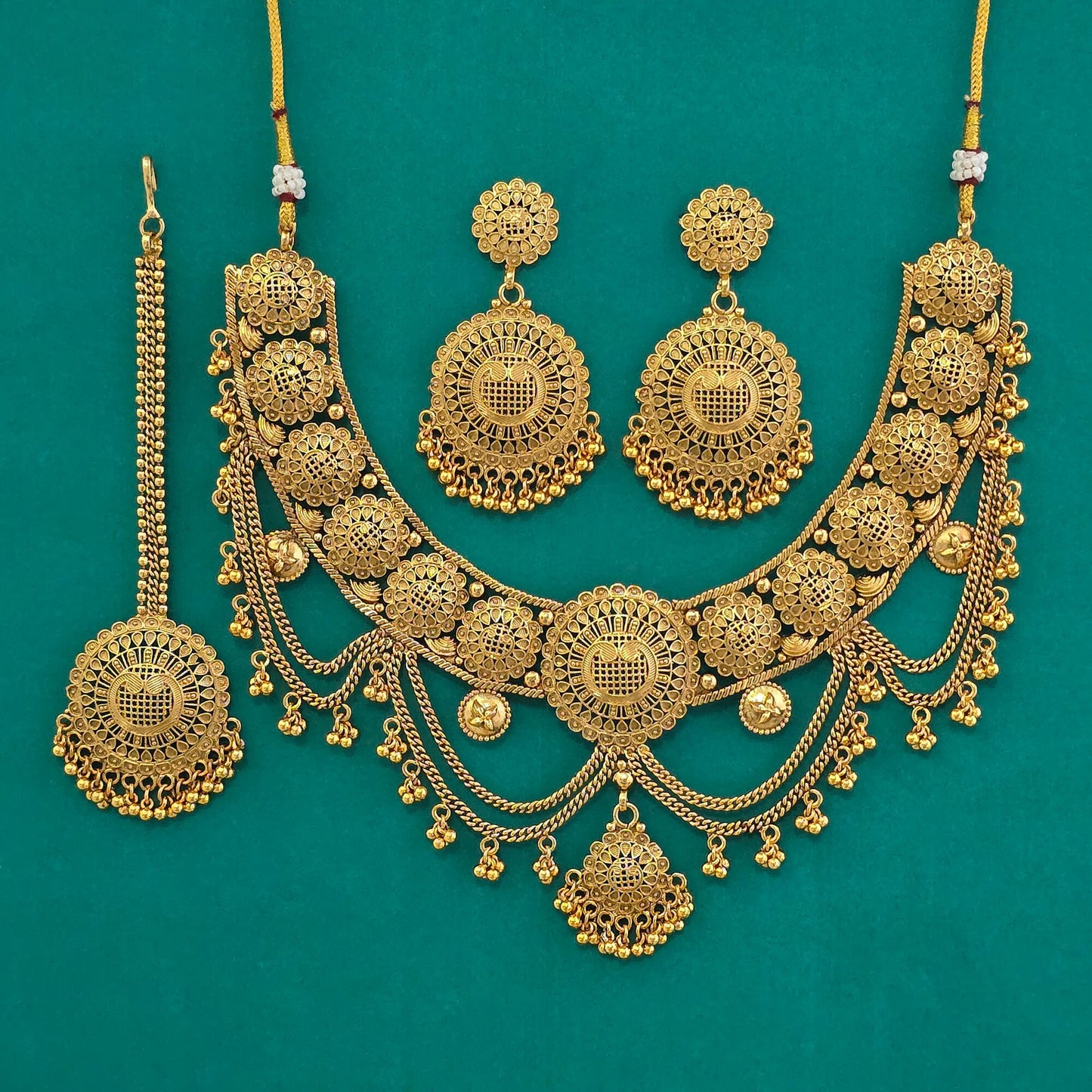 Gold plated big necklace set