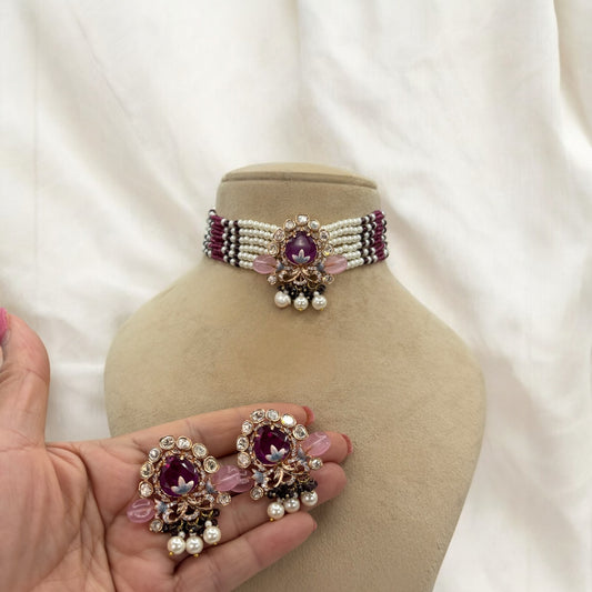 Kundan choker set with pearls
