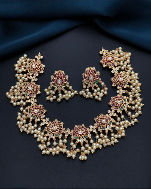 Gold plated lotus design necklace set