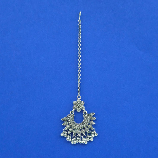 Antique silver matha tikka
