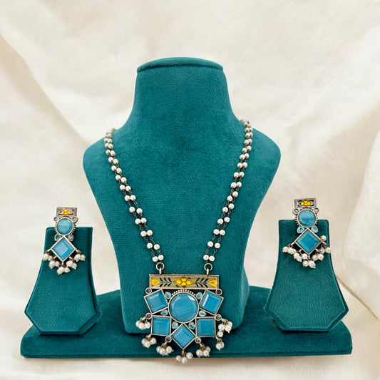 Blue Silver oxidized long chain pendant set