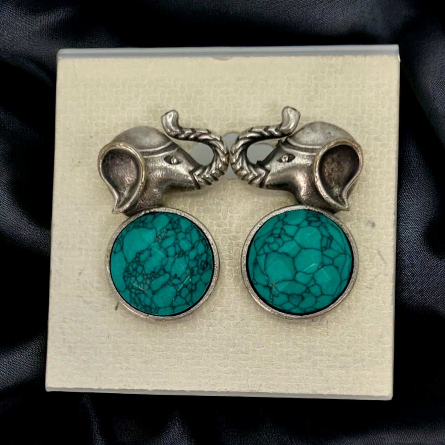 Silver oxidized earrings