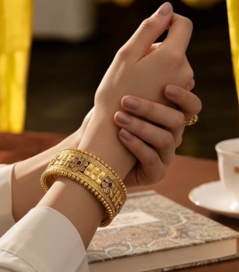 Gold plated openable kadas