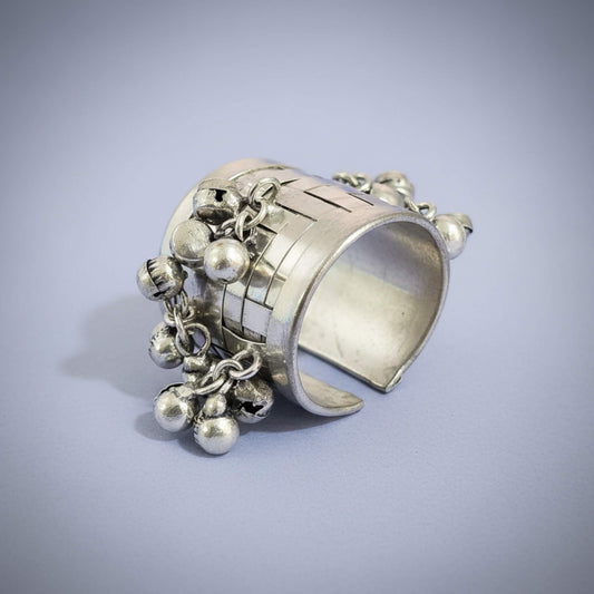 Silver oxidized broad ring with Ghungroo