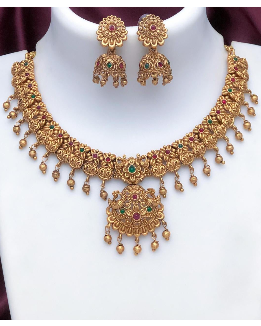 Matte gold plated necklace set