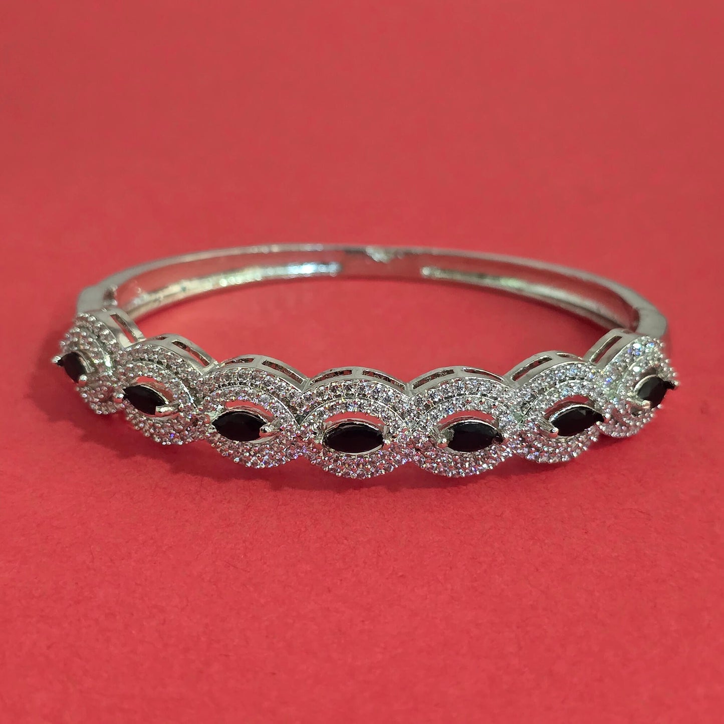 Silver American Diamond openable bracelet