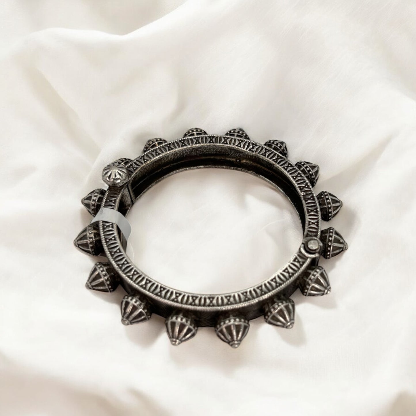 Oxidized silver openable kada
