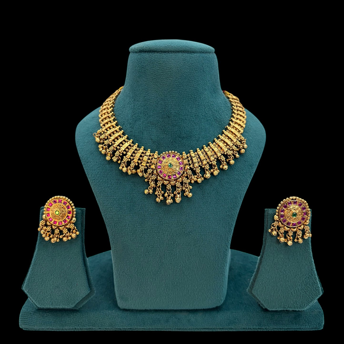 Gold plated necklace set