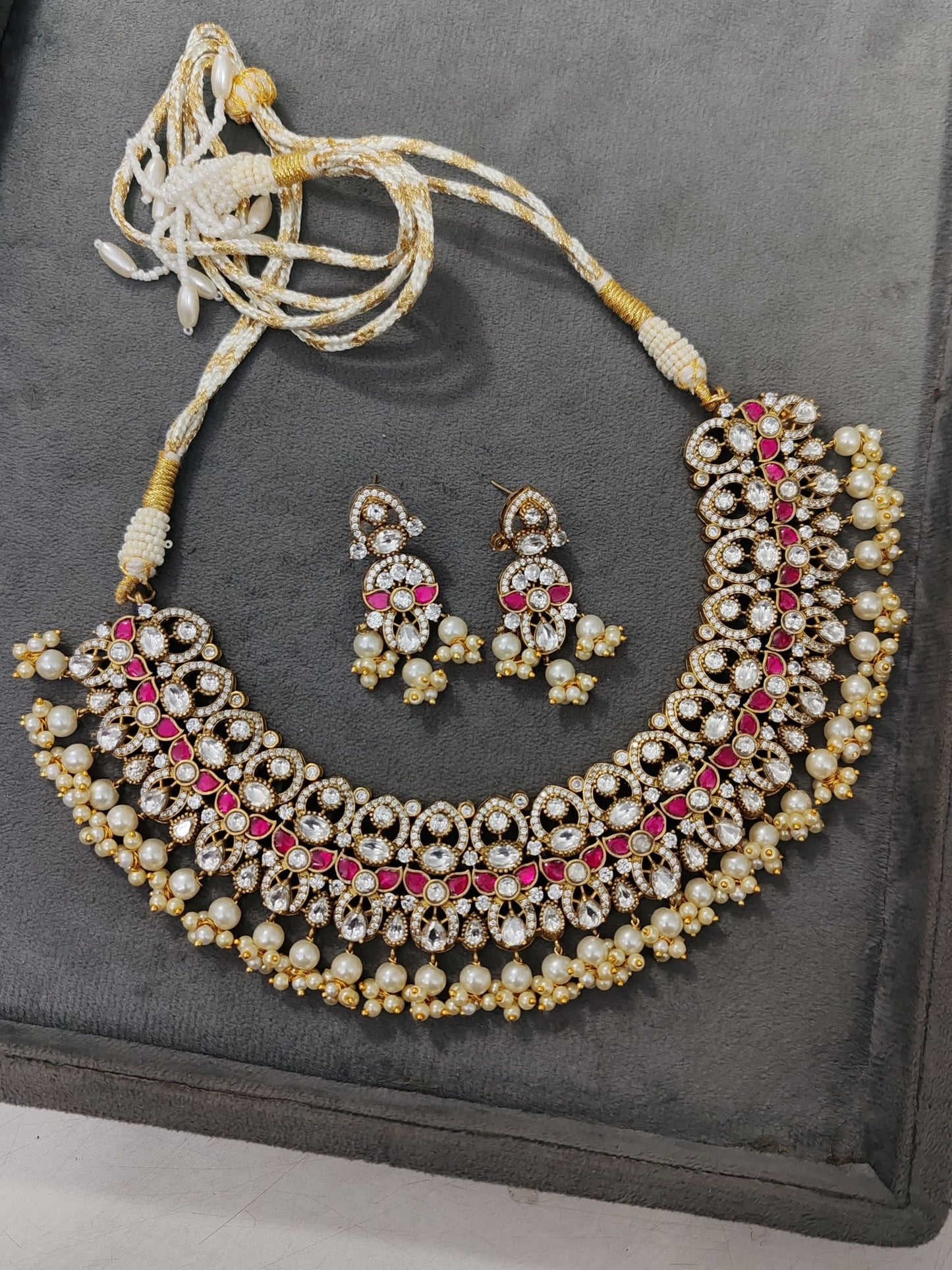 Moissanite necklace set